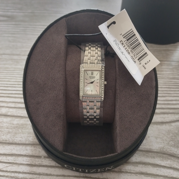 Citizen Women's Quartz Crystal Accent Watch - Picture 1 of 8